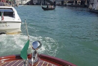 Venice S.Lucia Station to Venice Hotels or viceversa - The Grand Canal ride: what to expect in 30 minutes