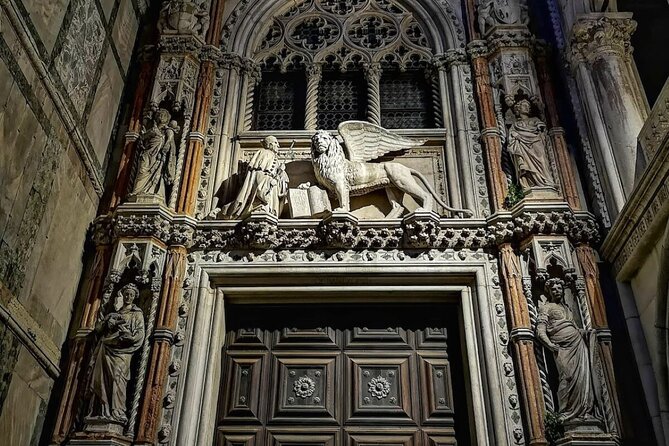 Venice- Saint Mark's Basilica Exclusive Night Tour - Step Inside: What You’ll Learn in St. Mark’s Basilica