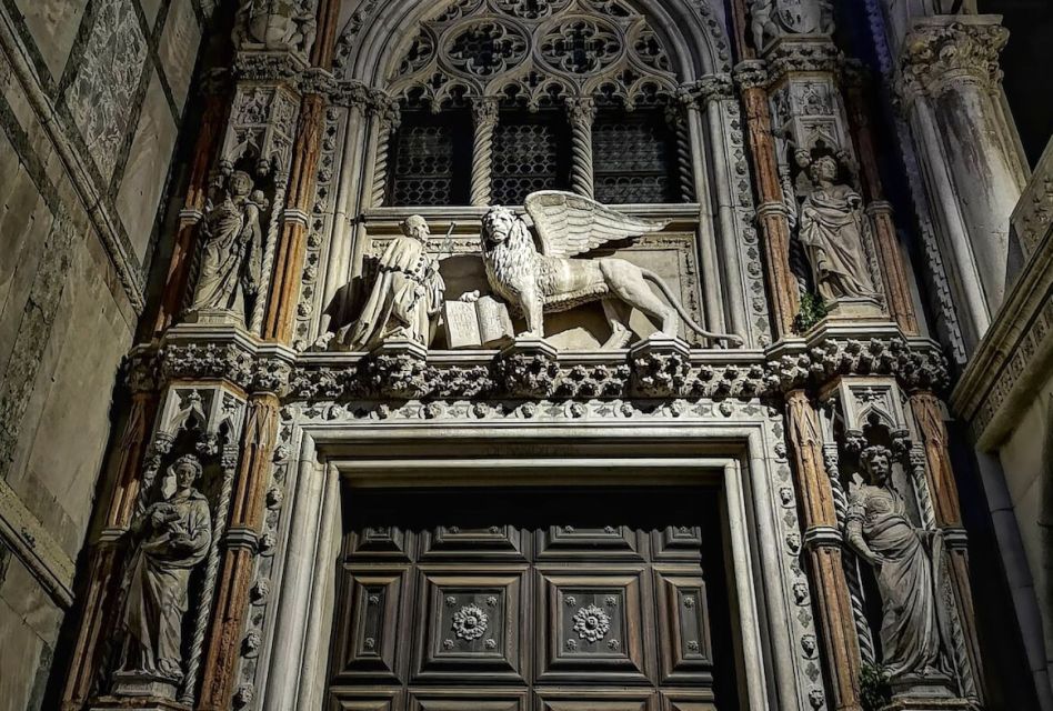 Venice: Saint Mark's Basilica Private Tour at Night - Who this private night tour suits best