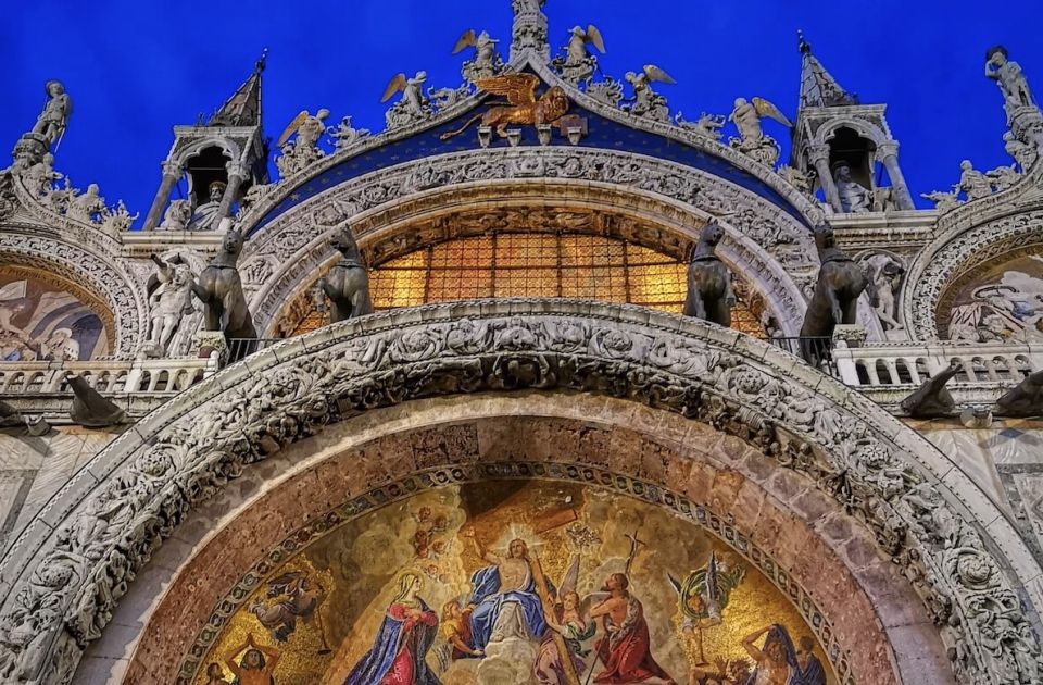 Venice: Saint Mark's Basilica Private Tour at Night - Why St Mark’s Basilica looks different after dark
