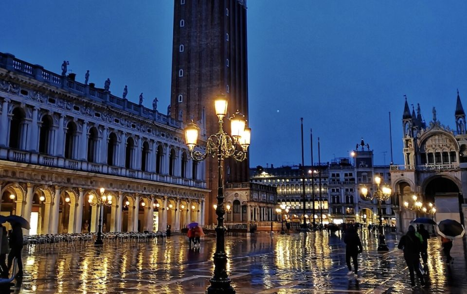 Venice: Saint Mark's Basilica Private Tour at Night - Inside the basilica: special night entry, fewer lines