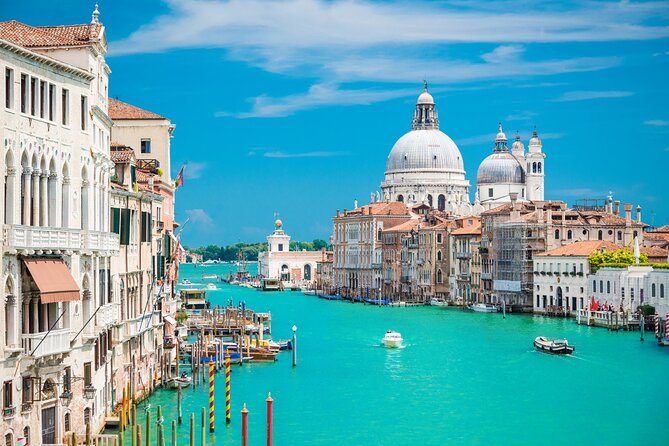 Venice Scavenger Hunt and Highlights Self Guided Audio Tour - Campo San Salvador and Teatro La Fenice: squares and big culture without tickets