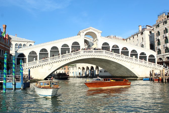 Venice Shared Departure Transfer: Central Venice to Marittima Cruise Port - Key highlights at a glance