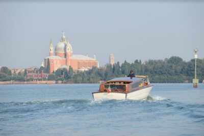 Venice Shared Departure Transfer: Central Venice to Marittima Cruise Port - Choosing your pickup stop near San Marco, Rialto, or Piazzale Roma