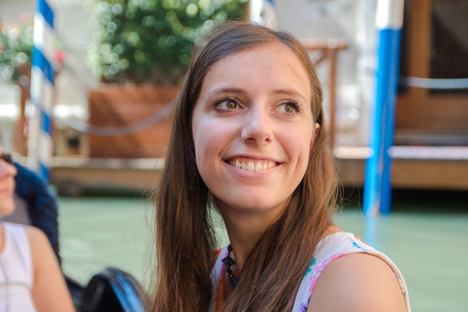 Venice: Shared Gondola Ride Across the Grand Canal - Meeting at Alilaguna Grandinetti: where to show up and what to expect