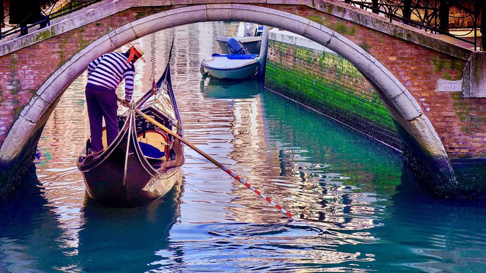 Venice: Shared Gondola Ride through the Lagoon City - Grand Canal segment: Santa Maria della Salute and the big-view Venice