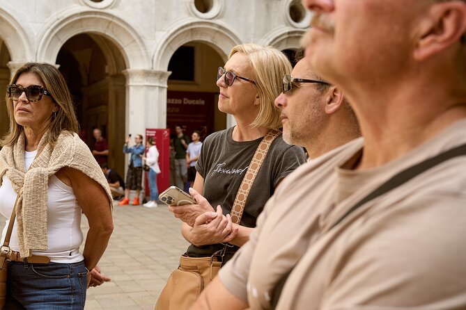 Venice Skip lines at Doge's & St. Mark's with Exclusive Sky Walk - Bridge of Sighs: a short walk with a real story
