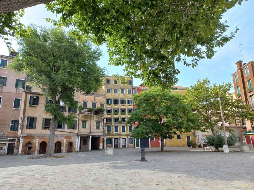 Venice Small-Group Walking Tour: Secrets & Hidden Gems - The Jewish Ghetto photo stop: legends with a meaningful setting
