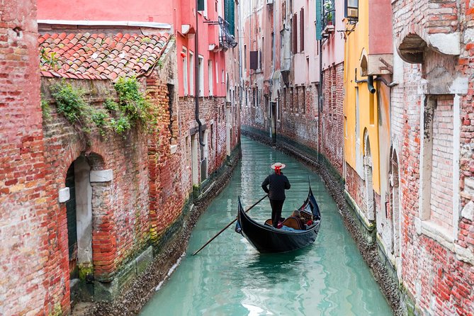 Venice Small Group Walking Tour with St. Mark's Basilica Terrace - Price and value: what $143.15 buys you (and what it doesn’t)