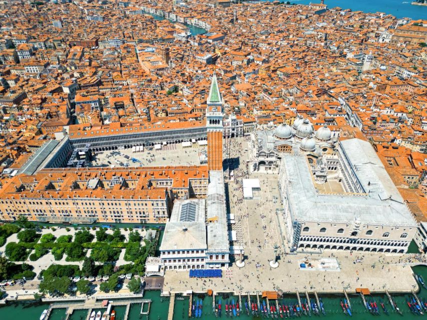 Venice: St. Mark's Basilica and Gondola Morning Tour - Timing: how to handle the long break before the gondola