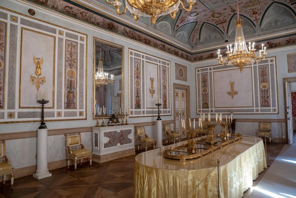 Venice: St. Mark's Basilica, Doge's Palace and Glass Factory - Doge’s Palace rooms, prisoners, and the Bridge of Sighs