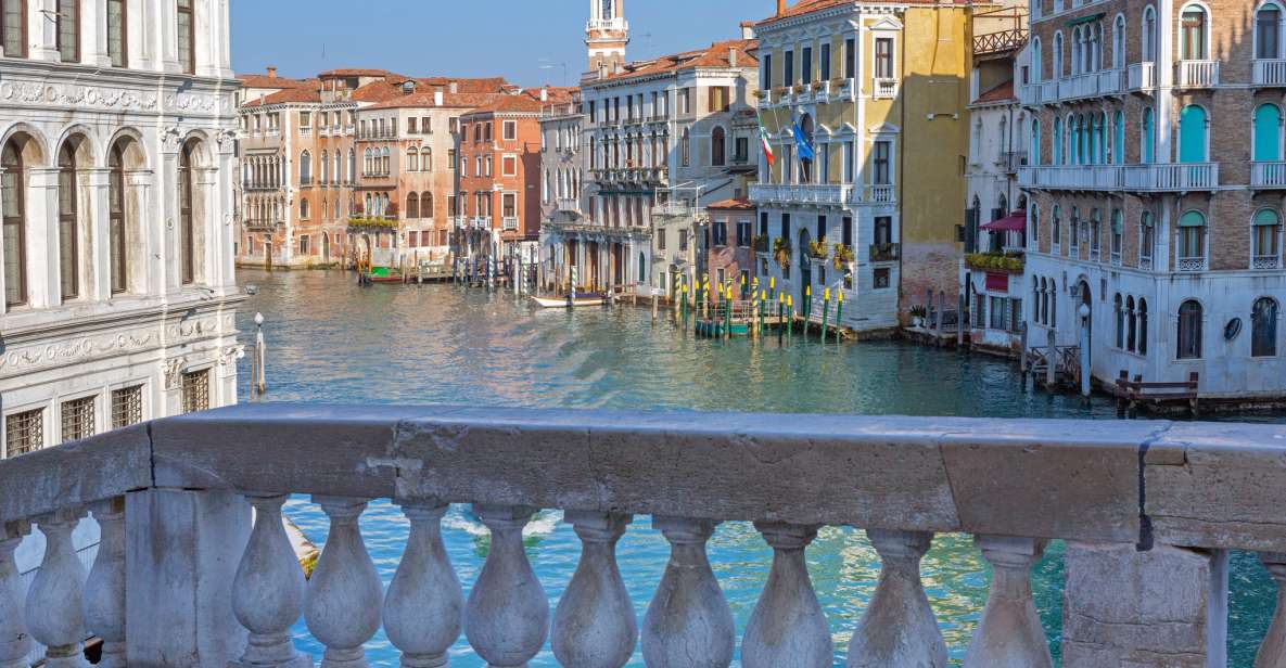 Venice: St. Mark's Basilica, Doge's Palace & Gondola Ride - The Rialto area: bridge views plus local food culture