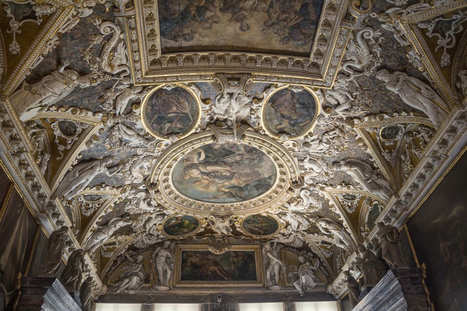 Venice: St. Mark's Basilica, Doge's Palace & Gondola Ride - Who this tour suits best