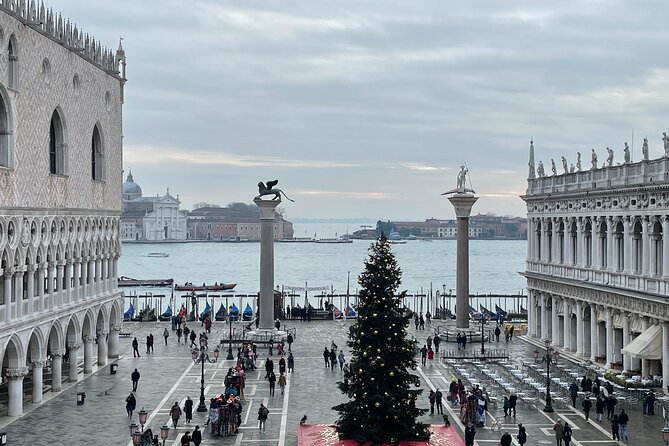 Venice: St.Mark's Basilica & Doge's Palace Tour with Tickets - Entering St. Mark’s Basilica: the Church of Gold, but with strict limits