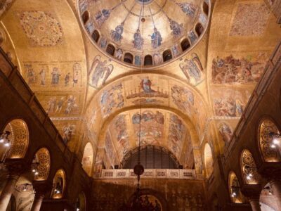 Venice: St. Mark's Basilica Fast-Track Main Floor Tour - St. Mark’s Basilica as Venice’s Power and Pilgrimage Stop