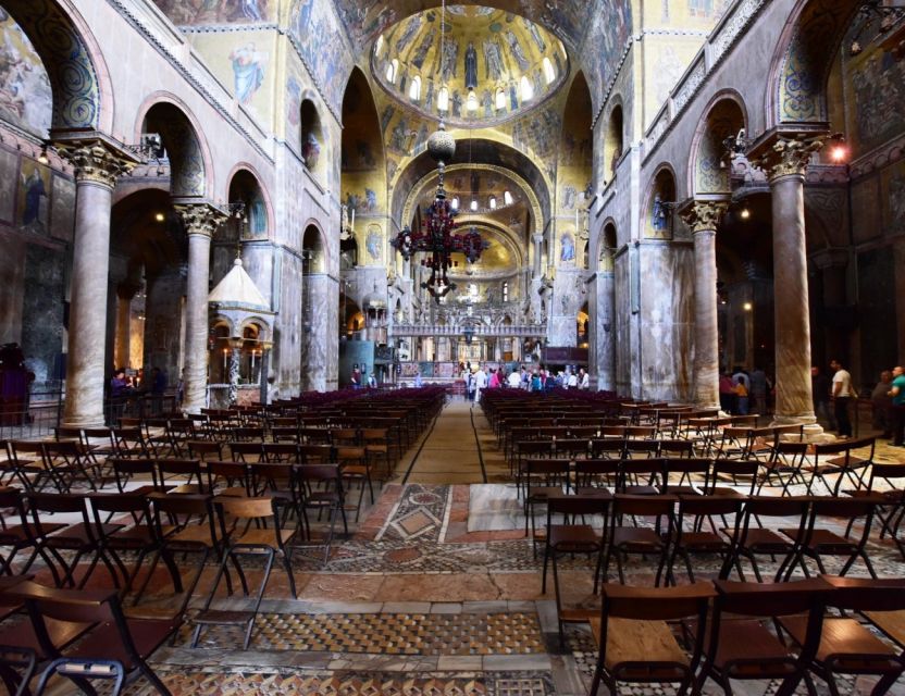 Venice St. Mark's Basilica Guided tour & optional Pala d'Oro - Hearing your guide: headsets, noise, and what to bring