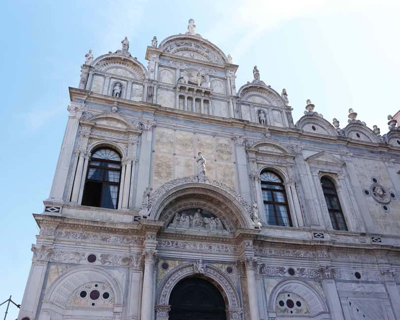 Venice: St. Mark’s Classic Walking Tour & Bell Tower Entry - Weather, sound, and hearing the guide in Venice