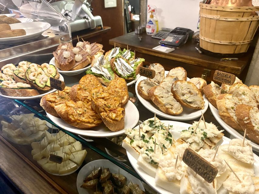 Venice: Street Food Tour with a Local Guide and Tastings - Basilica dei Frari while your brain is still on food