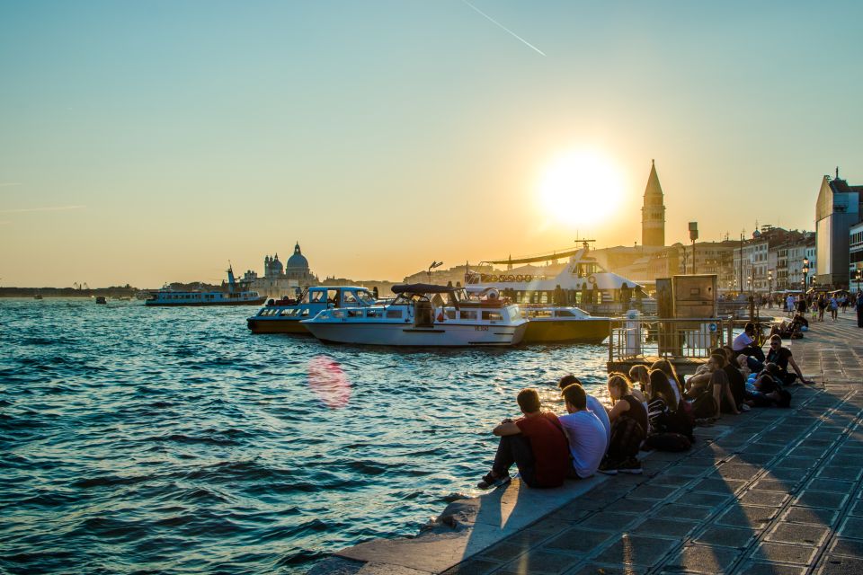 Venice: Sunset Cruise by Typical Venetian Boat - Finding the Boat Near Waterbus Ospedale (Without Stress)