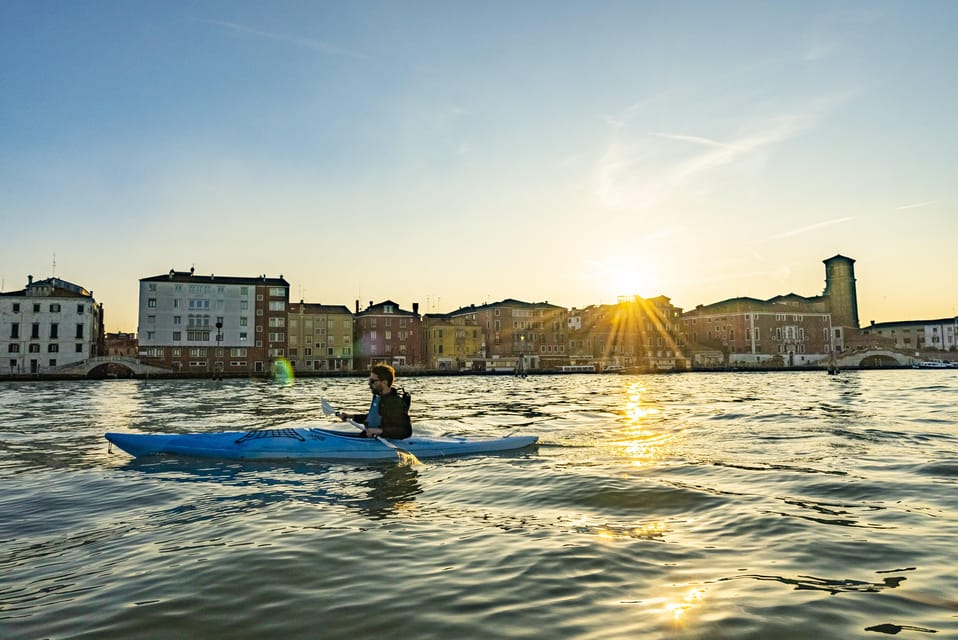 Venice: Sunset Kayak Tour in the Canals - Why a sunset kayak feels more Venetian than a typical tour