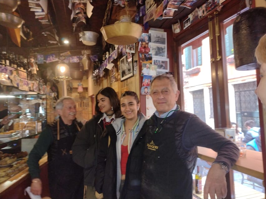 Venice: Sunset Walking Tour with Food and Wine Tastings - Key highlights worth planning for