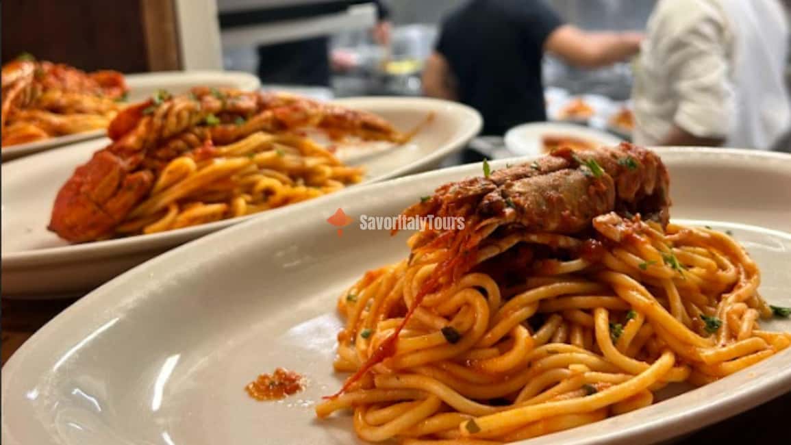 Venice: Sunset Walking Tour with Food and Wine Tastings - Finding Your Group Near the Clock and Fountain