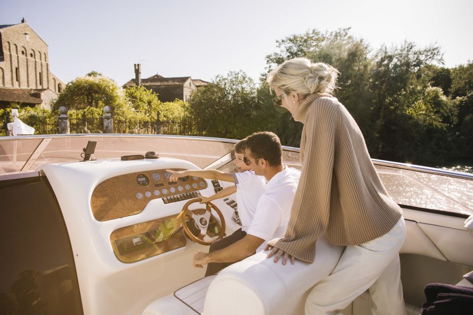 Venice: Sunset Yacht Experience - Price and value: $508.15 for up to 8 people