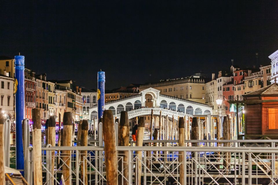 Venice: The Ghost & Legends Walking Tour - Malibran Theater Stories: Heartache, Tragic Love, and Myth