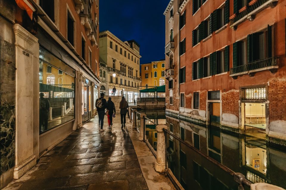 Venice: The Ghost & Legends Walking Tour - How the Guide Shapes the Tour: Names You Might Hear