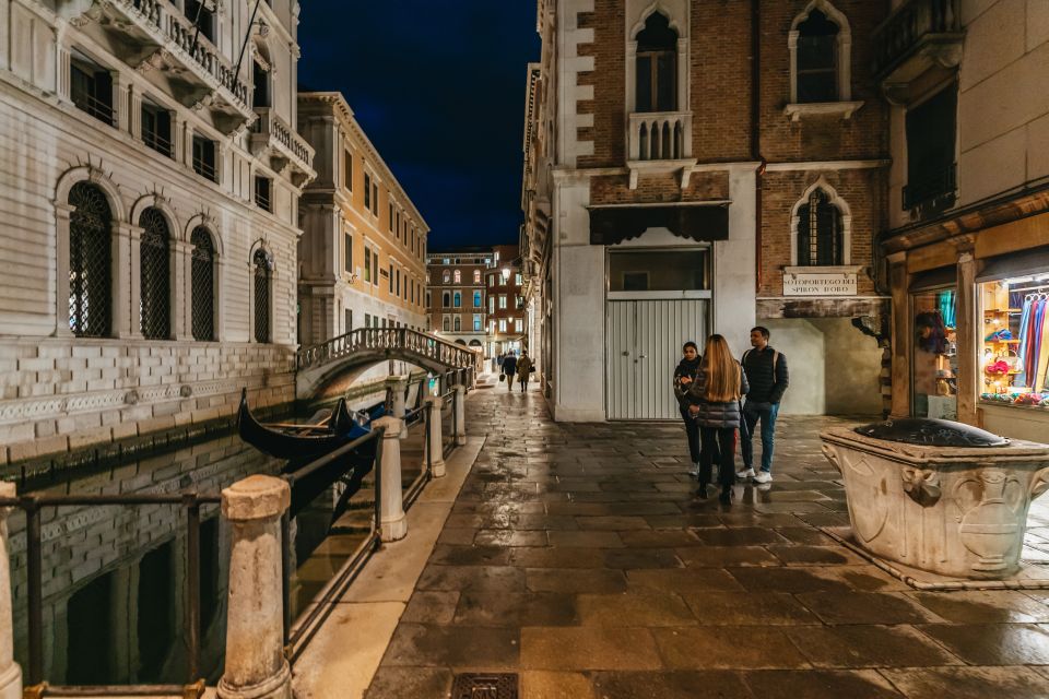 Venice: The Ghost & Legends Walking Tour - Price and Time: Is $42 Worth a 1.5-Hour Night Walk?