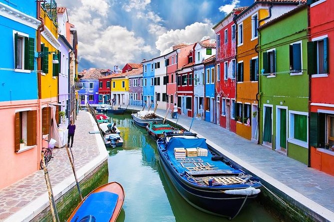 Venice: The Islands of the Lagoon Guided Tour - Murano first: glassmaking at a working furnace