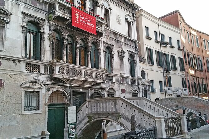 Venice Top attractions Walking Tour along the Canals - Meeting Point, Route End, and How to Show Up Ready