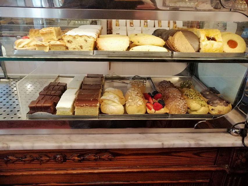 Venice: Traditional Cafés and Pastry Shops Walking Tour - Venice’s Sweet Route Through All Six Sestieri