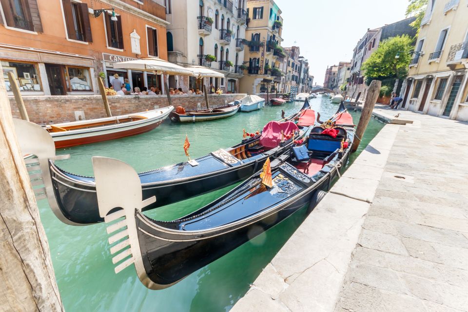 Venice: Traditional Shared Gondola Ride - What Happens Before You Glide: Meeting Point and Boarding Basics