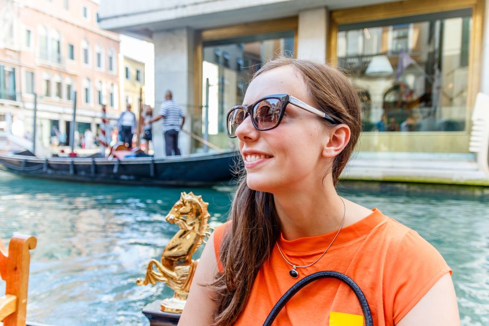 Venice: Traditional Shared Gondola Ride - Bridge of Sighs and the Real Meaning of Classic Stops