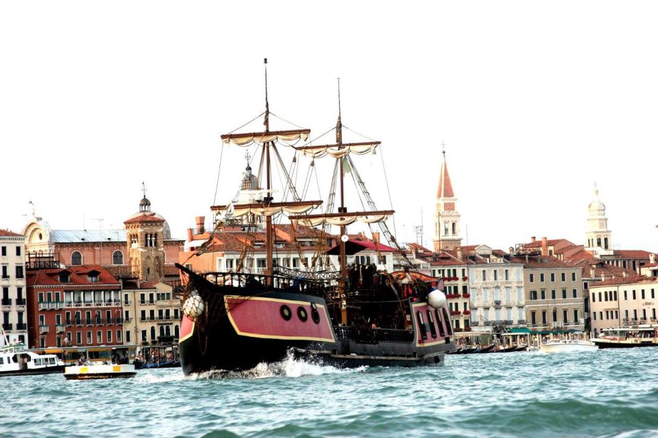 Venice: Venetian Lagoon Tour and Galleon Dinner - Should You Book the Venetian Lagoon Tour and Galleon Dinner?