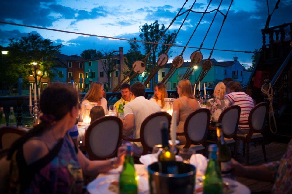 Venice: Venetian Lagoon Tour and Galleon Dinner - A Candlelit Galleon Dinner on the Venetian Lagoon