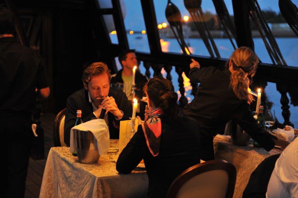 Venice: Venetian Lagoon Tour and Galleon Dinner - Boarding at Museo Navale and Choosing Your Seat