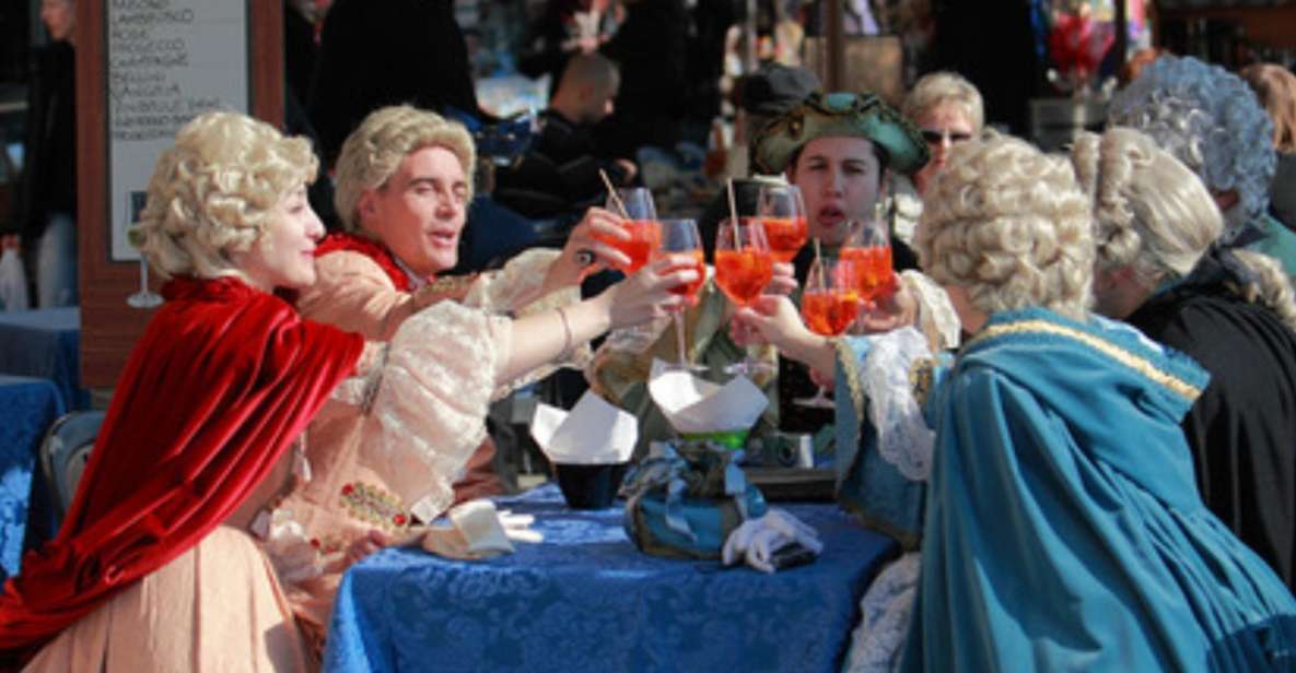 Venice: Venetian Style Carnival Pub Crawl - Meeting at Ca’ Rezzonico and Getting to the Night Flow