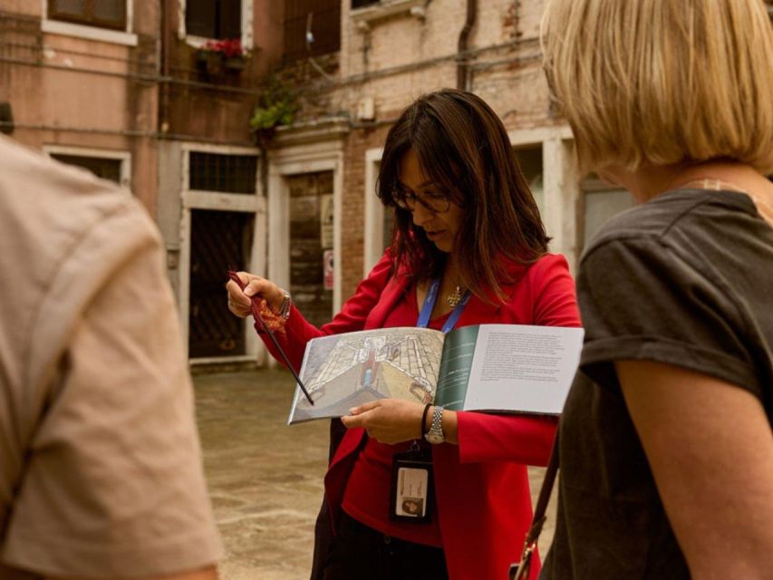 Venice: Vip Semi-Private Walking Tour with Gondola Ride - Who should book this Venice walk-and-gondola combo