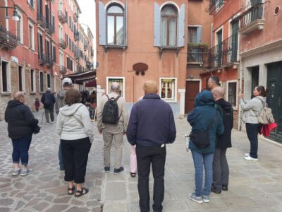 Venice: Walking Guided Tour of the City Must-See Sites - Scuola Grande di San Rocco and San Polo: Better Context Before the Big Crowds