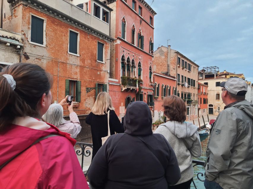 Venice: Walking Guided Tour of the City Must-See Sites - Price and Value: Is $44 for Two Hours a Good Deal?