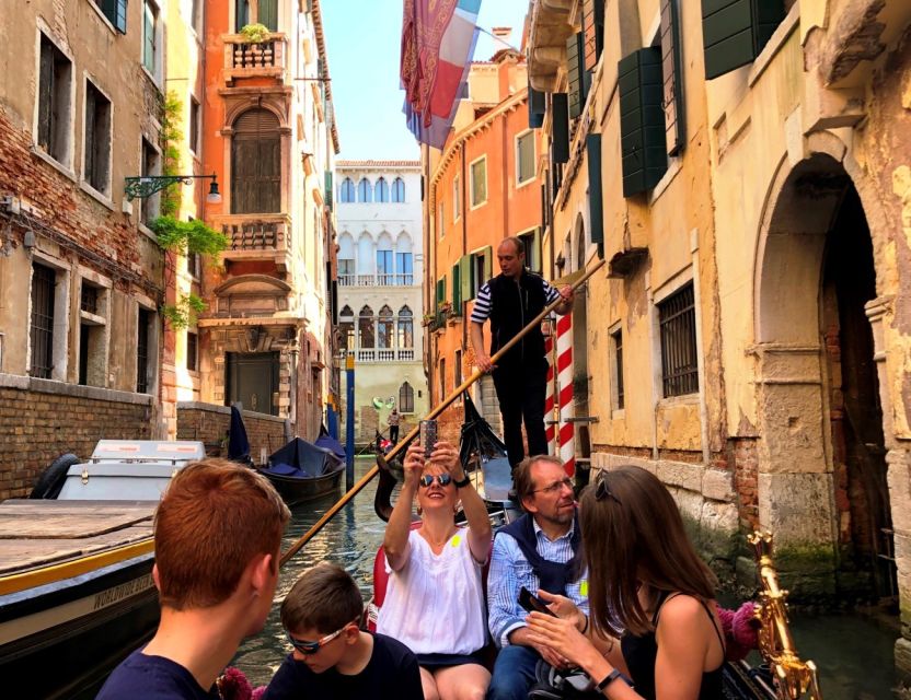 Venice Walking Tour and Gondola Ride Combo - St Mark’s Square area: learning Venice without drowning in crowds