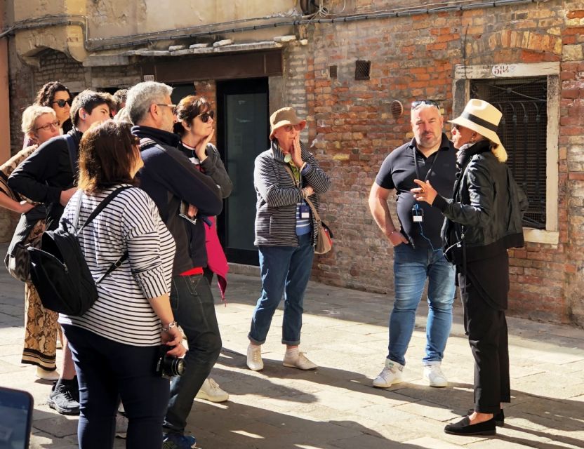 Venice Walking Tour and Gondola Ride Combo - Mercerie lanes: the trade street that explains Venice’s money