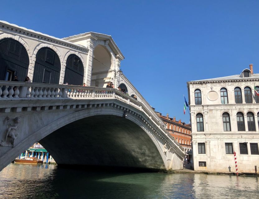 Venice Walking Tour from St. Mark's to Rialto Bridge - Meeting at Calle larga de l’Ascension and getting oriented fast
