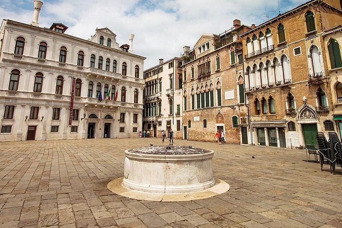 Venice Walking Tour plus Skip the Lines Doge's Palace and St Mark's Basilica Tours - Start at San Marco, then let the city explain itself