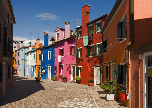 Venice’s Colorful Islands: Private Murano, Burano & Torcello Tour - Price and Value for a 6-Person Boat: When It’s Worth It
