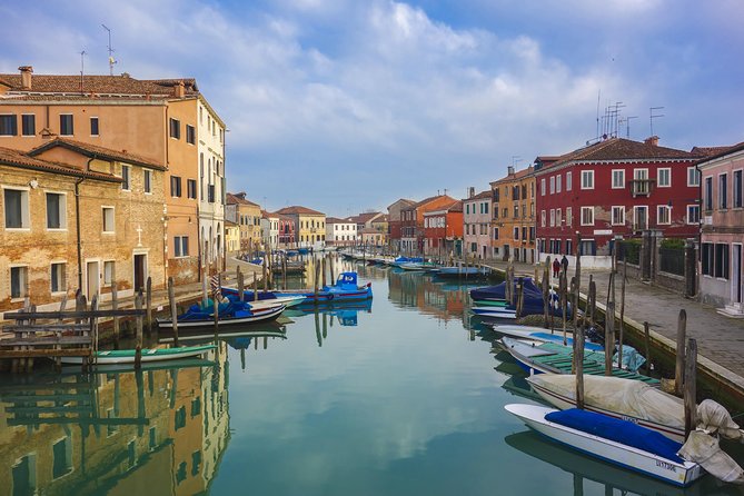 Venice’s Colorful Islands: Private Murano, Burano & Torcello Tour - Murano Glassblowing Stop: What You’ll Actually See and How to Shop Smarter