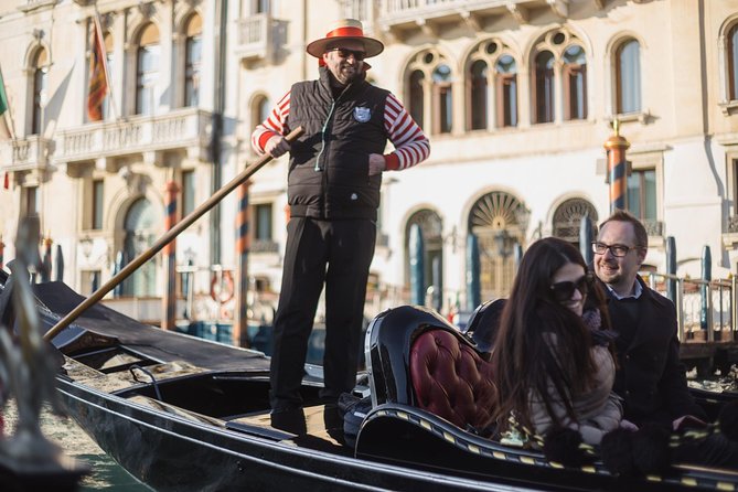 Venice's Icons: Basilica, Doge Palace, Rialto & Optional Gondola - Venice Gallery VR: A Modern Way to Understand the Old City