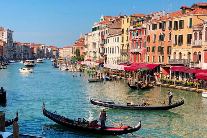 Walking Tour of Venice from St. Mark's Square to Rialto - Santa Maria Formosa: a smaller stop with better stories